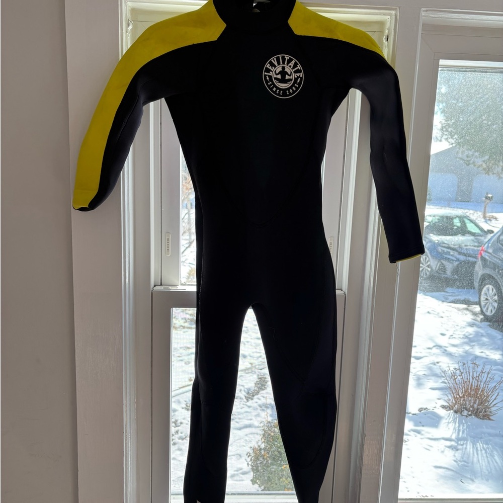 Kids/Juniors Black and Yellow One Piece Wetsuit